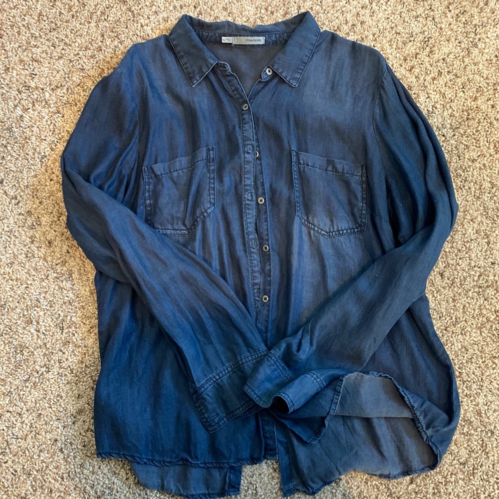 Dark wash button down shirt Maurices- XL